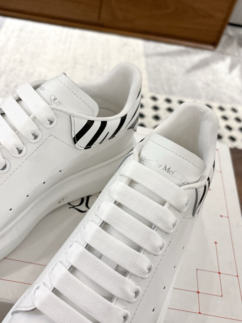 a1exa*der Mcqv*en sneakers